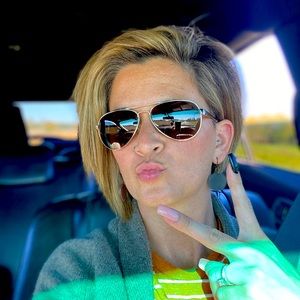 Meet your Posher, Elisabeth